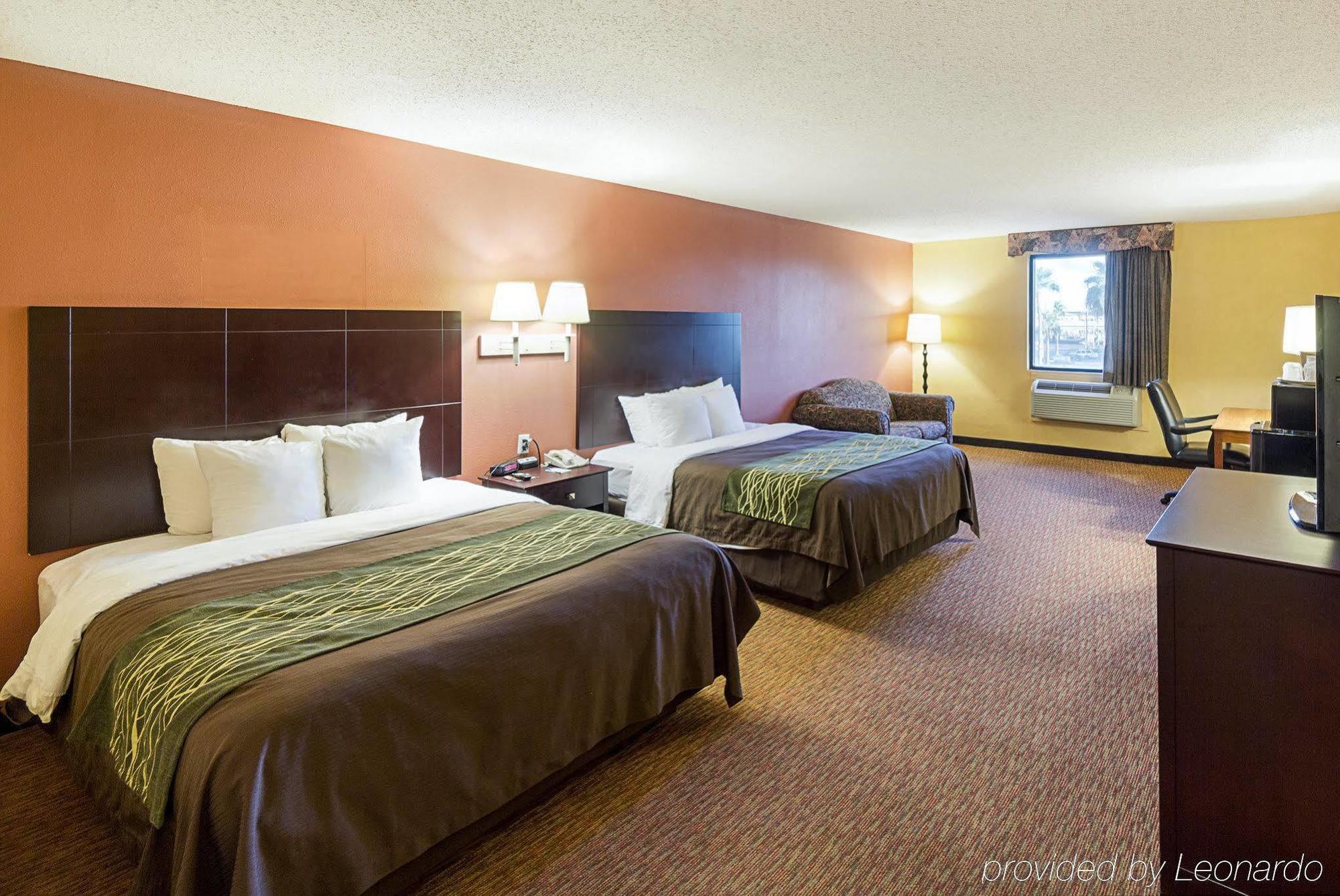 Comfort Inn Near Medical Center Мішен Екстер'єр фото