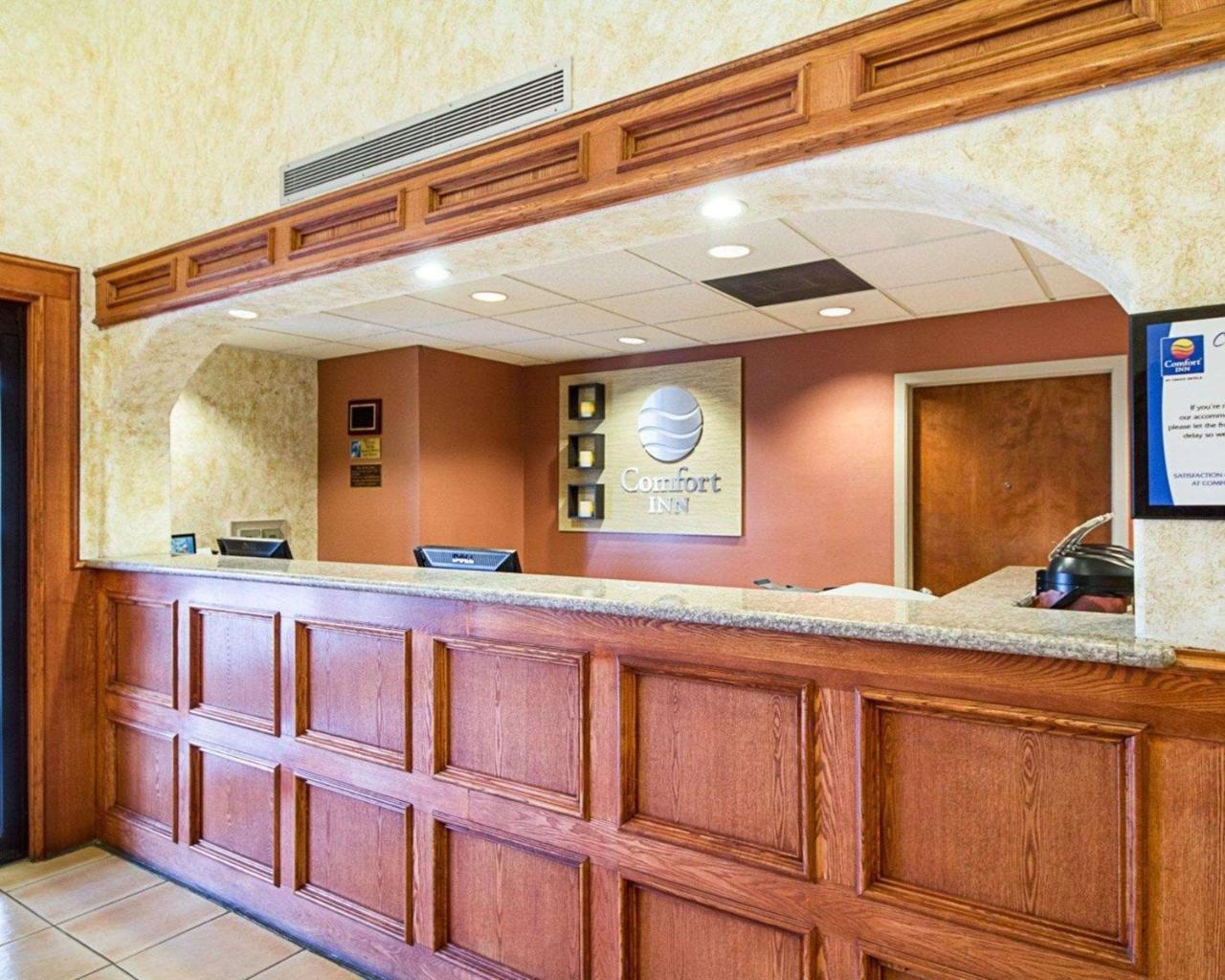 Comfort Inn Near Medical Center Мішен Екстер'єр фото