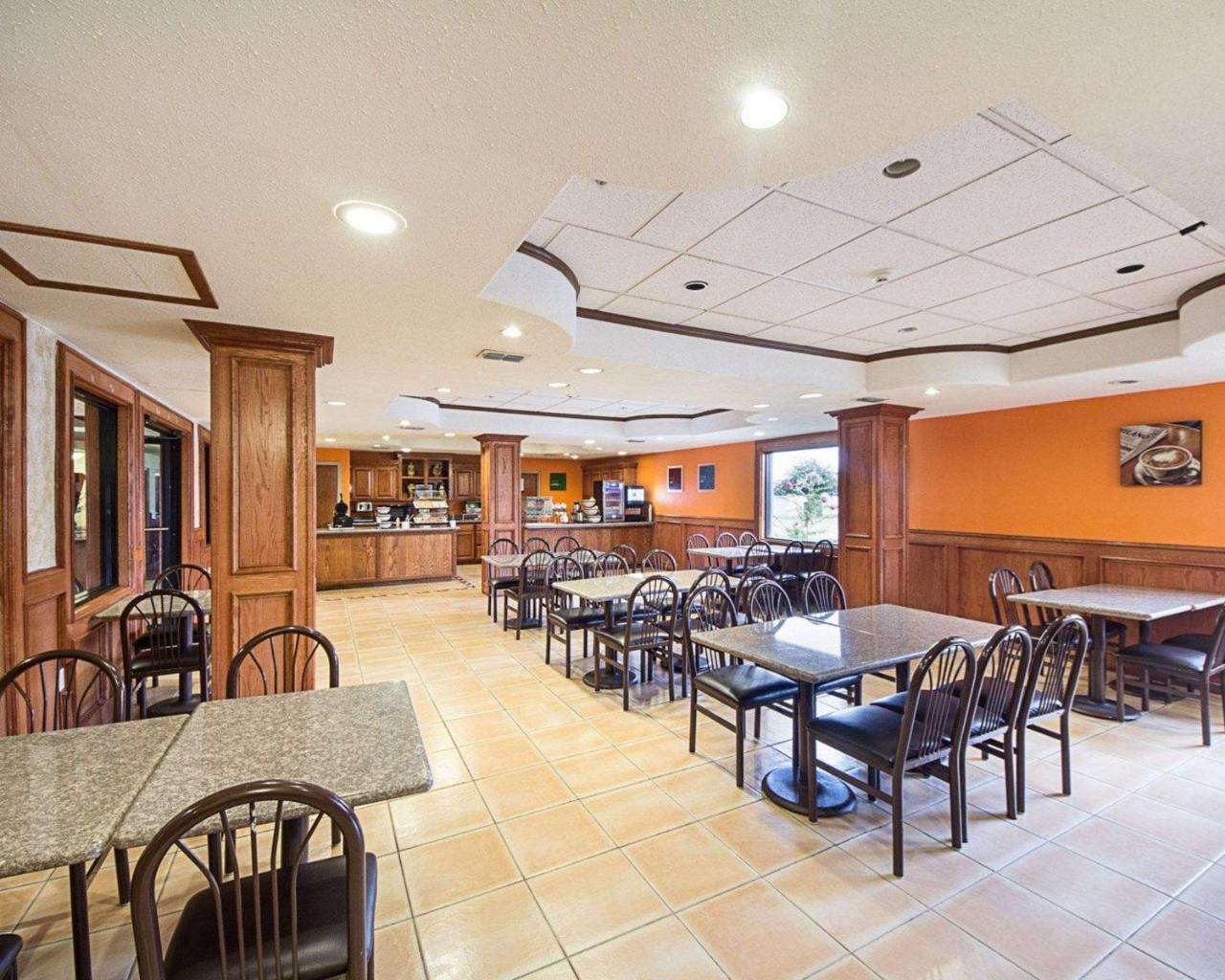 Comfort Inn Near Medical Center Мішен Екстер'єр фото